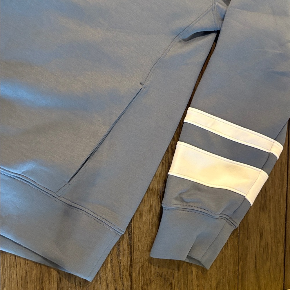 NWT [Abercrombie & Fitch] YPB neoKNIT Crewneck Sweatshirt Light Blue Women’s XL - Picture 6 of 12